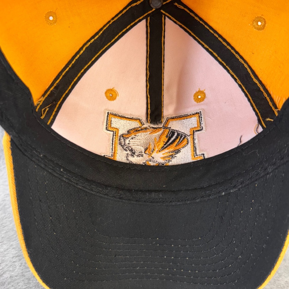 Missouri Tigers Mizzou Mens Yellow Signatures Snapback Hat NCAA OSFA - Picture 8 of 10